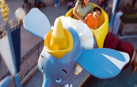 Disneyland® Paris : vente flash séjours, petits-déjeuners & entrées inclus, - 50%