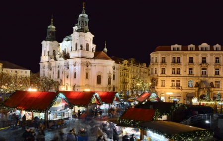 Week-ends vols + hôtels : 3j/2n pour les marchés de Noël à Prague, Copenhague...