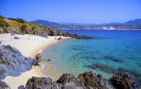 Corse : vente flash location 8j/7n en résidence, - 51%