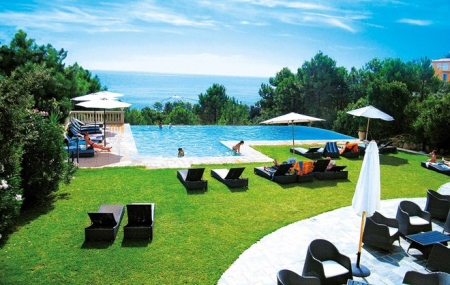 Corse : locations 8j/7n résidences & campings avec piscine jusqu'à - 35%