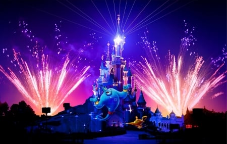 Disneyland® Paris : vente flash séjours, entrées aux 2 parcs incluses, jusqu'à - 50%