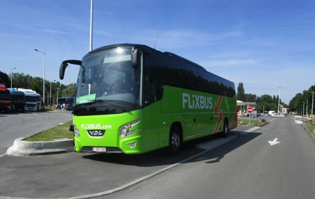Bus : Flixbus débarque en France, voyages en car à petit prix !