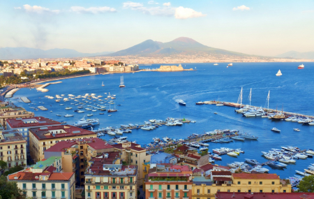 Naples : week-end 3j/2n en hôtel  bien situé + petits-déjeuners