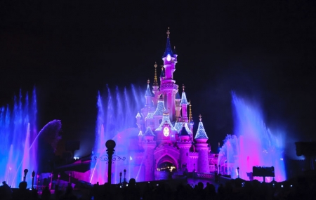 Disneyland Paris® : vente flash billets et séjours, accès aux 2 parcs inclus, - 56%