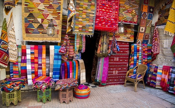 10 activités incontournables à faire à Agadir - Flâner dans le souk El Had