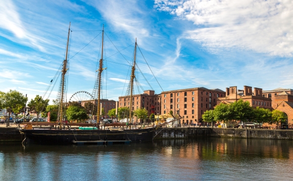 10 voyages à faire entre copines - Liverpool la rebelle