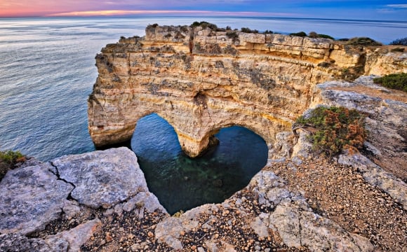 Les 10 destinations à visiter avant la trentaine - Au milieu de la mer dans l'Algarve