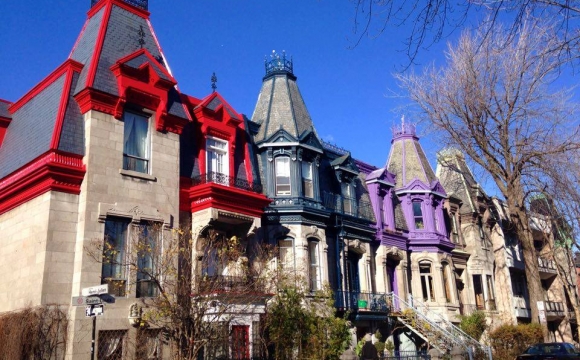 10 visites immanquables au Québec par Bird of Passage America - Le Carré Saint Louis