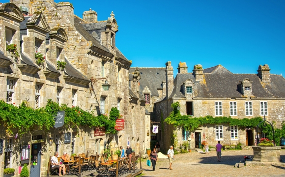 Les 10 plus beaux villages de France - LOCRONAN, Bretagne