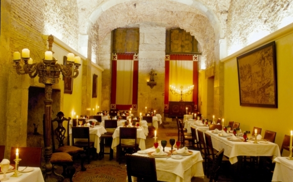 10 bars pour écouter du Fado à Lisbonne - Casa de Linhares