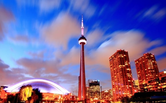 Les 10 plus grandes tours du monde - La CN Tower de Toronto