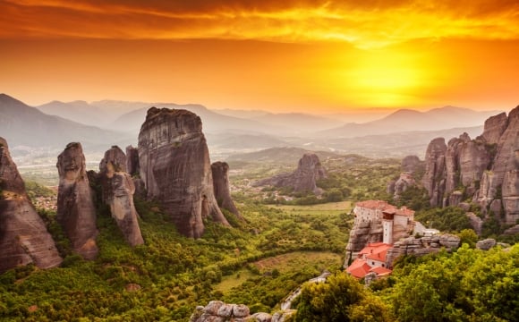 10 raisons pour lesquelles on adore la Grèce - Un coucher de soleil à Météores
