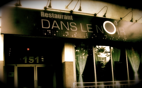 10 restaurants insolites qui font rêver - Dans le Noir, Paris, France