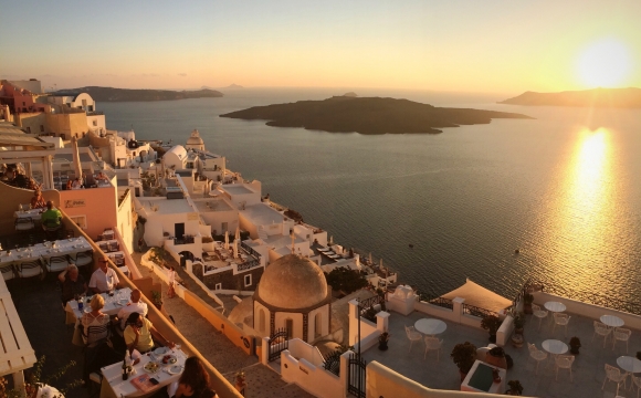 Activités à faire à Santorin - Atteindre le port de Fira