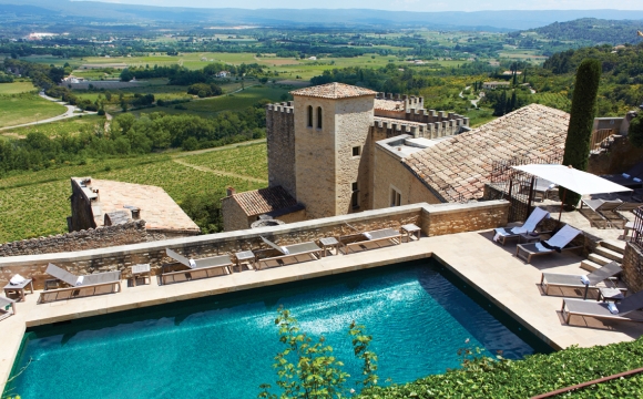 Les 10 plus belles piscines de France - Hôtel de Crillon-le-Brave dans le Vaucluse
