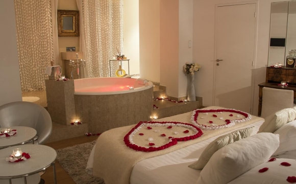 10 chambres d'hôtel en France avec jacuzzi - Le Gourguillon, Lyon