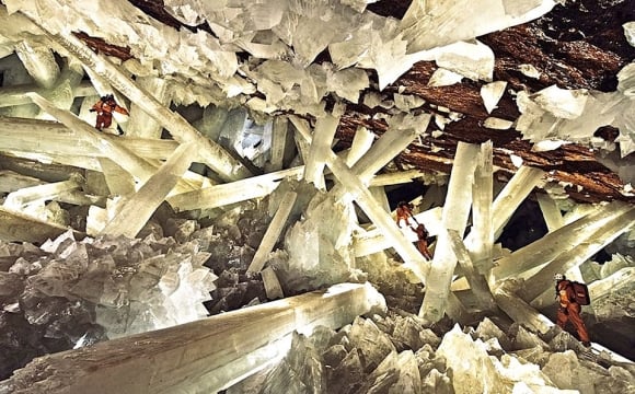 Les 10 plus belles grottes du monde - Grotte des Cristaux