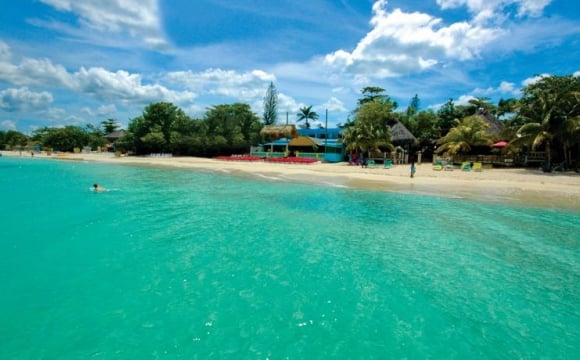 Jamaïque : 8j/7n vols + hôtel pour 515€/personne ! - Votre hôtel : Situé directement sur la plage !