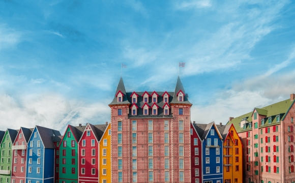 Europa-Park : Découvrez l’incroyable nouvel hôtel 4* - Plongez entre rêve et réalité