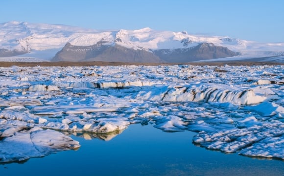 Les 10 plages les plus insolites au monde - Comme un échiquier au bord du lac Jökulsárlón, en Islande