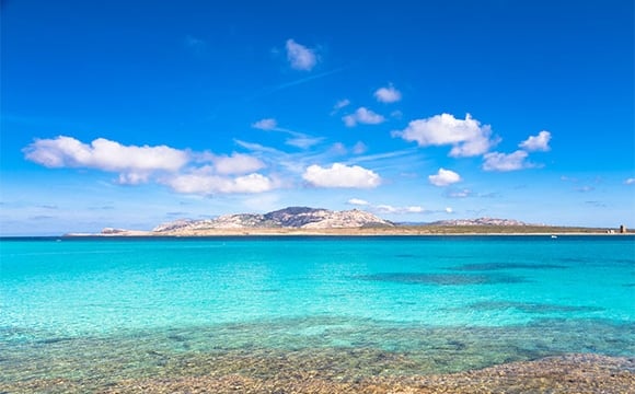 Les 10 plus belles plages de Sardaigne - La Pelosa, joyau de la plongée