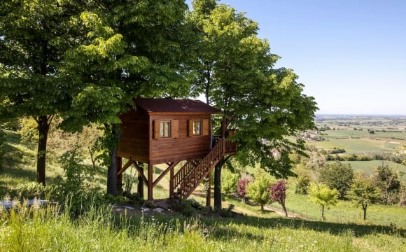 10 maisons les plus populaires de Airbnb - L'Aromatica Treehouse de San Salvatore Monferrato en Italie