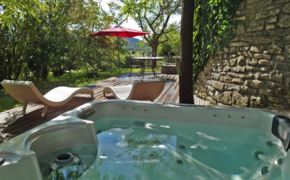 10 chambres d'hôtel en France avec jacuzzi - Le Domaine de Monteils, Carnas