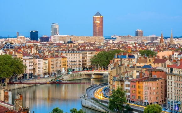 10 villes françaises dont vous ignorez les origines de leur surnom ! - La capitale des Gaules, Lyon