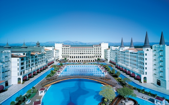 10 hôtels avec une piscine exceptionnelle - Palais Mardan, Turquie