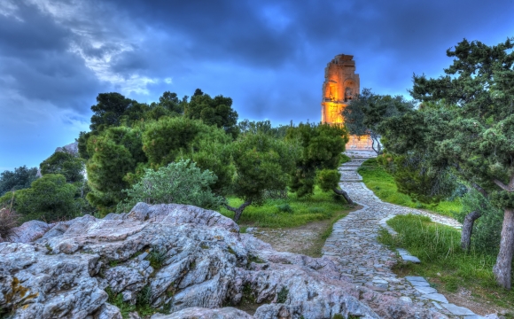 10 visites inratables à Athènes - La colline du monument de Philopappos