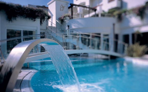 8 hôtels où l'on aimerait vivre à l'année - Hotel Belvedere à Riccione en Italie, le romantisme italien