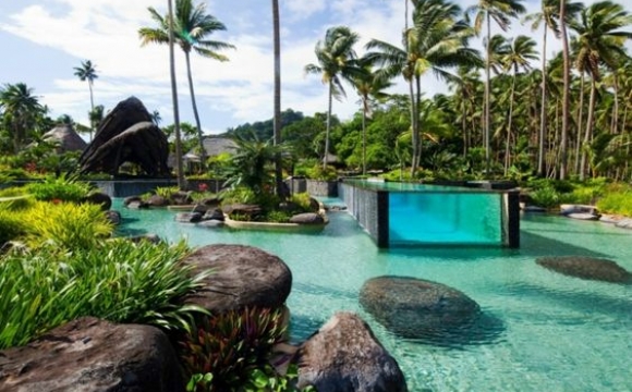 10 piscines de rêve vues sur Pinterest - Le Laucala, Fidji