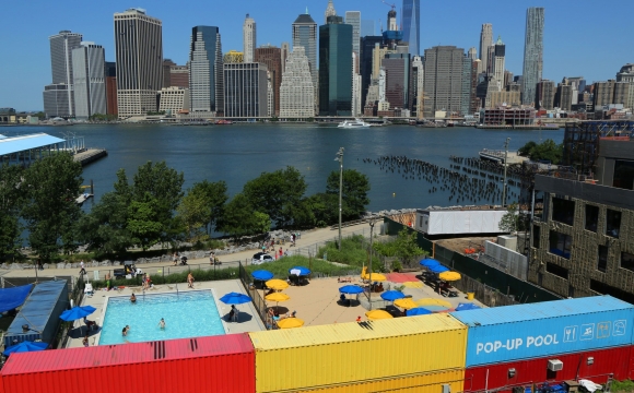 10 activités gratuites à faire à New-York - Piscine à Brooklyn Bridge Park