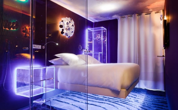 10 hôtels insolites en France - Le Seven, des nuits en apesanteur