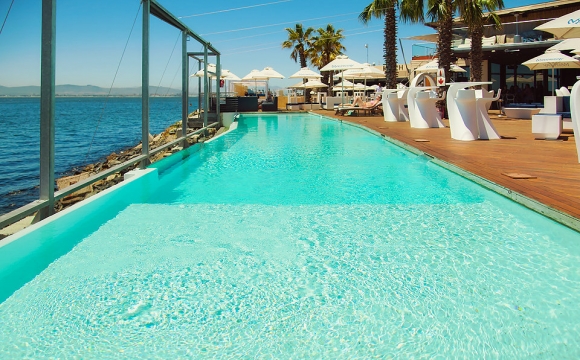 Les 10 plus beaux bars sur la plage - Shimmy beach club à Cape Town