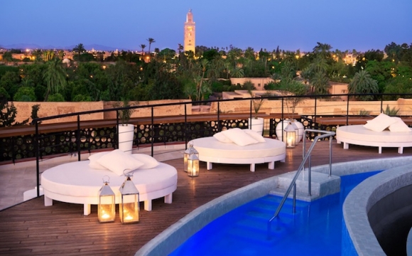 Top 10 des lieux à visiter à Marrakech - Boire un verre sur Rooftop au coucher de soleil