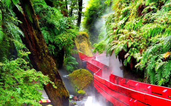 Les 10 plus belles sources d'eaux chaudes du monde - Les termes geometricas de Conaripe au Chili
