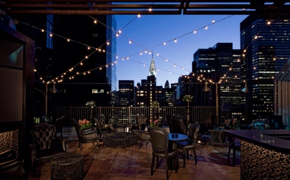 10 bars rooftops à New-York - Upstairs : élégance et bonne ambiance
