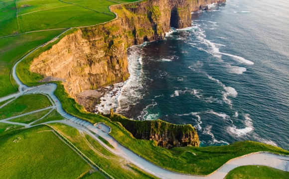 10 voyages à faire une fois dans sa vie - La Wild Atlantic Way en Irlande