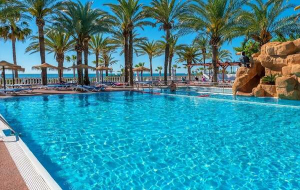 Campings 4 et 5 * : vente flash, 8j/7n en mobil-home, Corse, Espagne, Vendée, Landes...