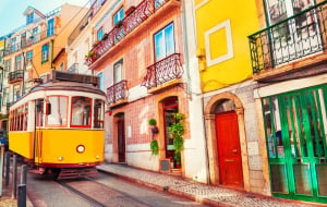 Lisbonne & Algarve : autotour 8j/7n en hôtels + pension + location de voiture + vols