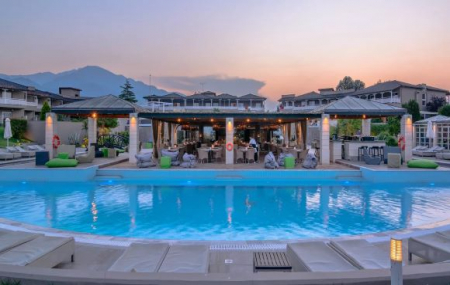 Grèce : vente flash, séjour 6j/5n en hôtel 5* proche plage + demi-pension + vols, - 67%