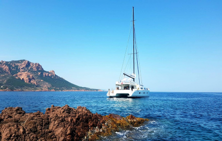 Corse du Sud, printemps/été : croisière 8j/7n en catamaran en pension complète