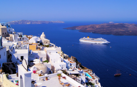 Mini croisière, été indien : 4 à 6 jours en pension complète, Corse, Sardaigne, Grèce...