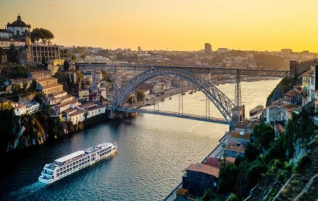 Porto : vente flash, week-end 3j/2n en hôtel très bien situé + petits-déjeuners + vols, - 79%